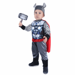 Disfraz de Guerrero Vengador Power para bebé o niño, con enterizo gris y plateado simulando armadura, capa roja y gorro con alas.