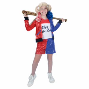Disfraz de Harley Queen para niña, con chaqueta roja y azul, franela blanca y shorts bicolores.