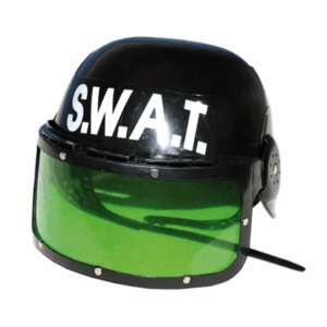 Casco SWAT negro con inscripción "S.W.A.T." en blanco y visera protectora tintada de verde.
